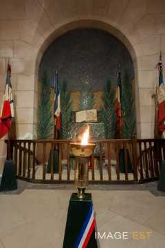 Cérémonie de la Flamme du Souvenir (Verdun)